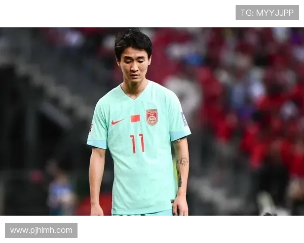 国足新星闪耀国际赛场助球队逆转夺冠点燃全国球迷热情