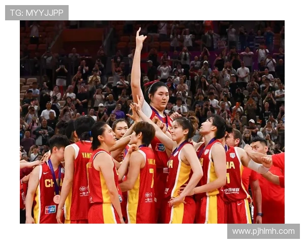 中国篮球队迎战美国强队 备战世界杯关键战役 期待突破历史